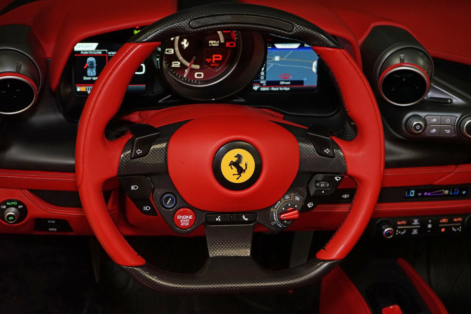 Used 2021 Ferrari F8 Tributo RWD image 12