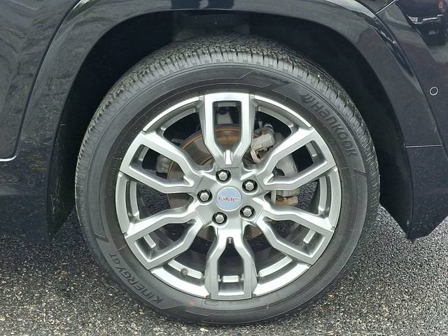 Certified 2023 GMC Terrain Denali w/ Denali Premium Package AWD/4WD image 8