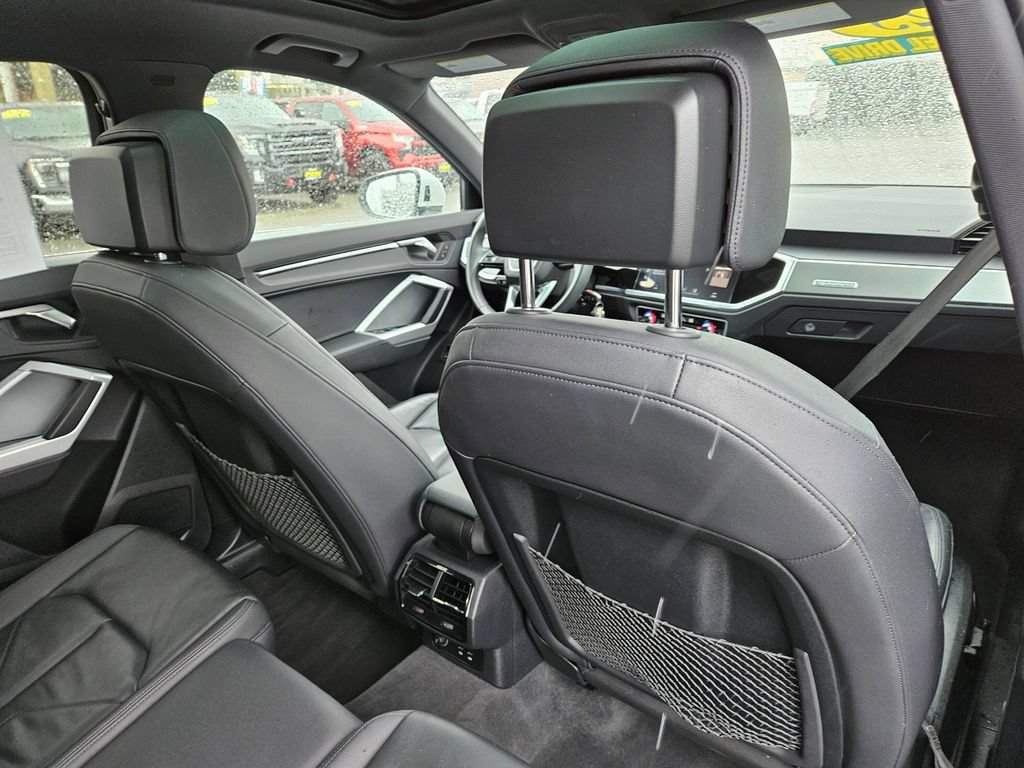 Used 2025 Audi Q3 2.0T Premium AWD/4WD image 17