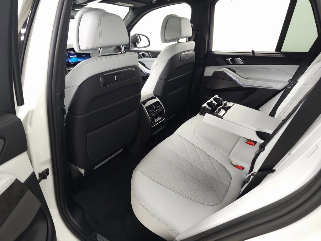 Used 2026 BMW X5 xDrive40i w/ Climate Comfort Package AWD/4WD image 33