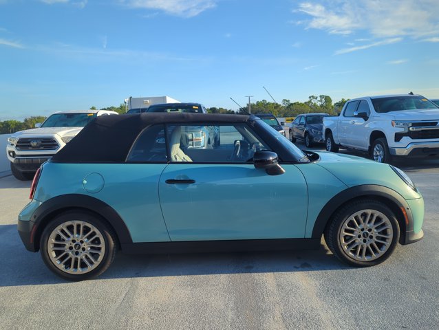 Used 2025 MINI Cooper S FWD image 4