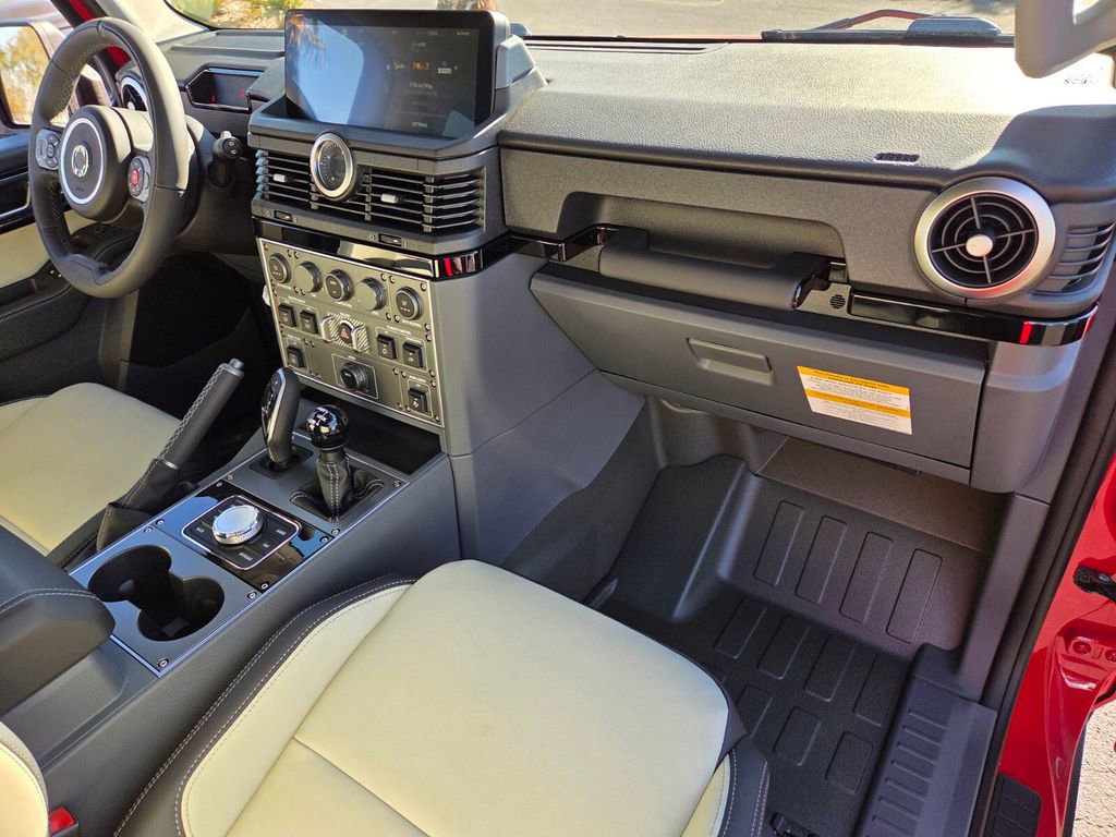 New 2025 INEOS Grenadier Fieldmaster Edition image 18