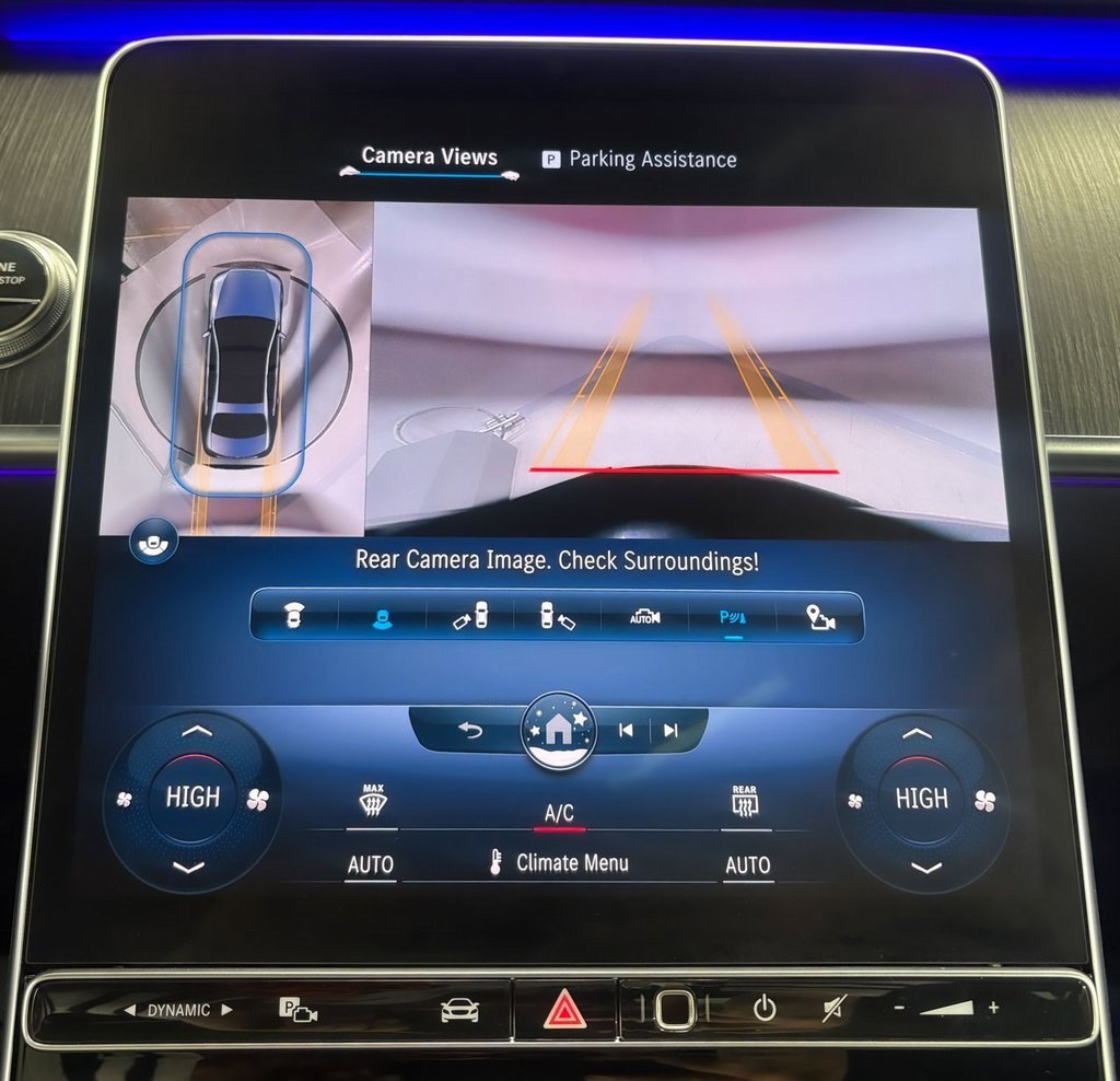 Used 2022 Mercedes-Benz S 580 4MATIC Sedan w/ AMG Line Package image 21