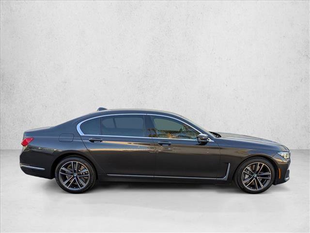 Certified 2022 BMW 750i xDrive image 4