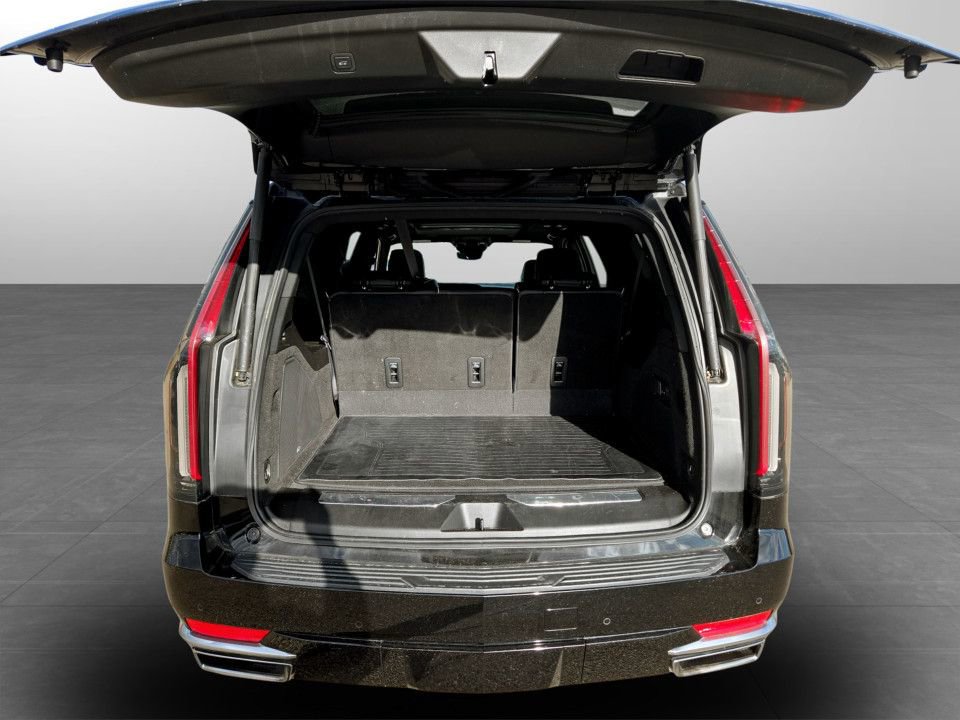 Used 2023 Cadillac Escalade ESV Premium Luxury AWD/4WD image 34