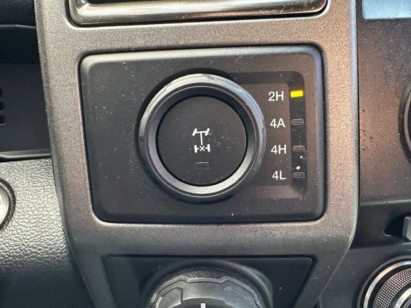 Used 2018 Ford F150 Raptor w/ Equipment Group 802A Luxury image 23