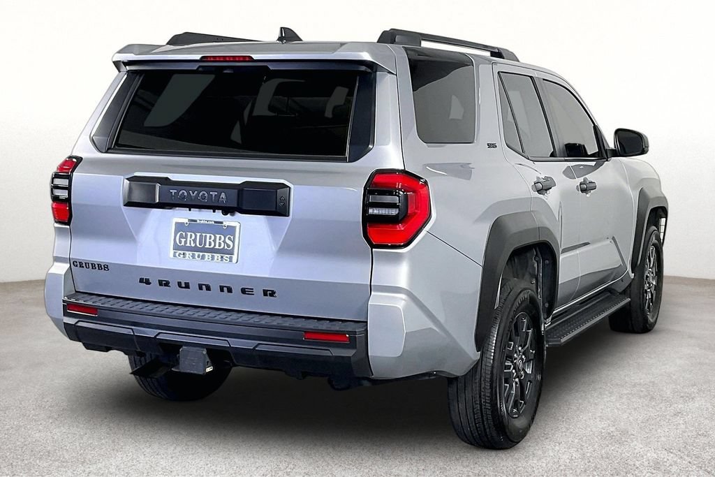 Used 2025 Toyota 4Runner SR5 AWD/4WD image 2