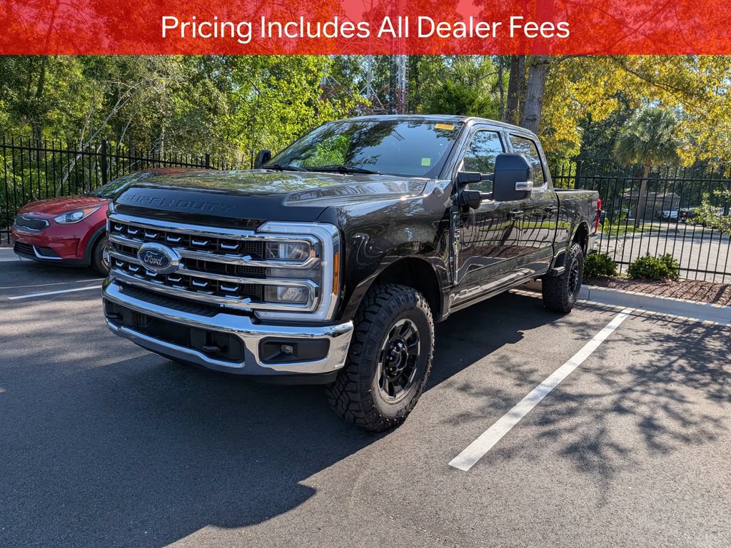 Used 2023 Ford F350 Lariat AWD/4WD image 3