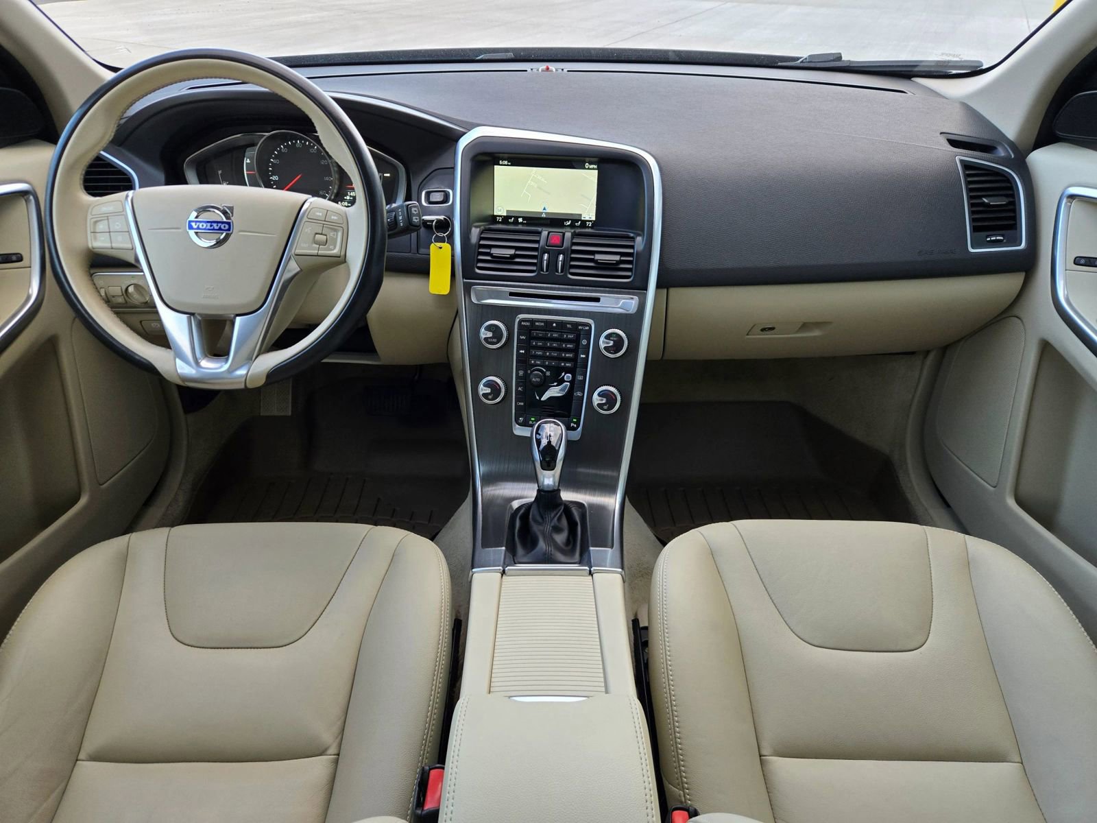 Used 2015 Volvo XC60 T5 image 24