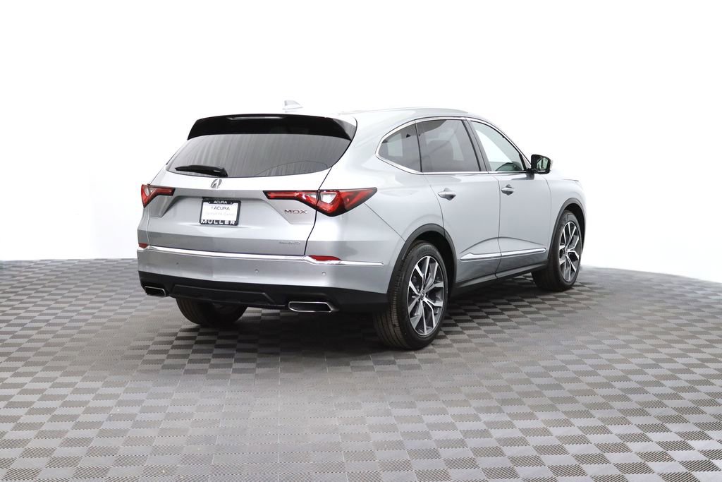 Used 2023 Acura MDX SH-AWD w/ Technology Package image 9