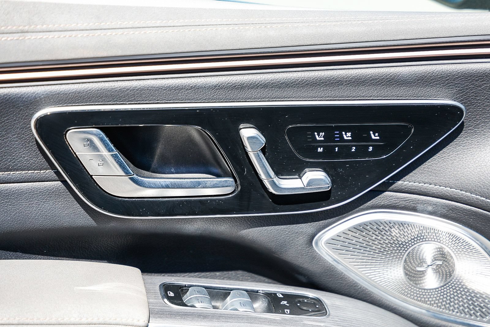 Certified 2024 Mercedes-Benz EQS 450+ 4MATIC SUV image 22