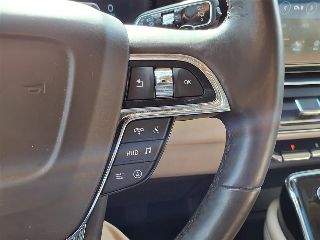 Used 2022 Lincoln Navigator L Reserve AWD/4WD image 17