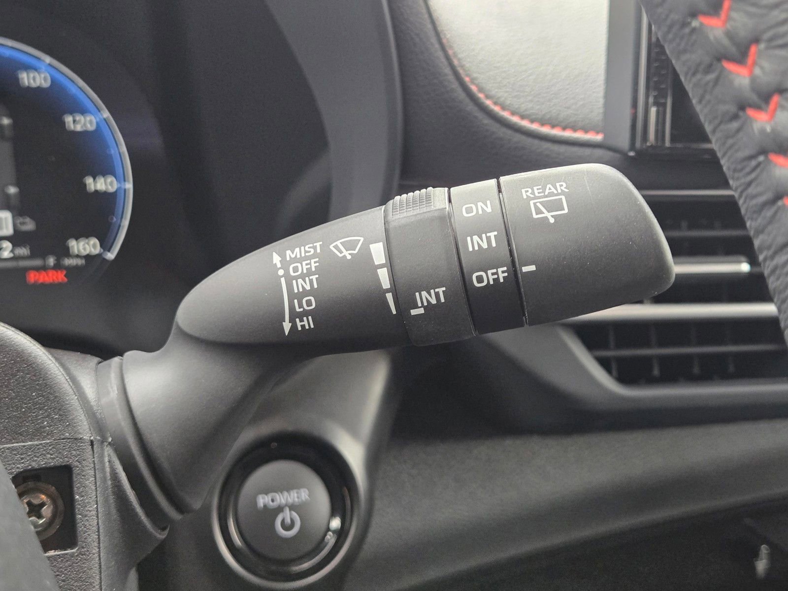 Used 2025 Toyota Sienna XSE AWD/4WD image 27