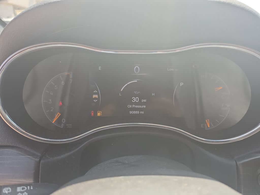 Used 2020 Jeep Grand Cherokee Altitude AWD/4WD image 9
