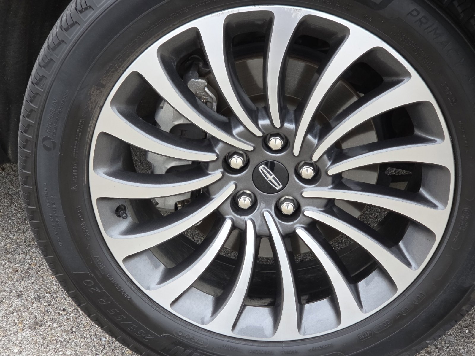 Used 2020 Lincoln Aviator Reserve image 11