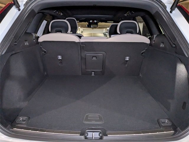 New 2026 Volvo XC60 B5 Plus w/ Protection Package Premier image 28