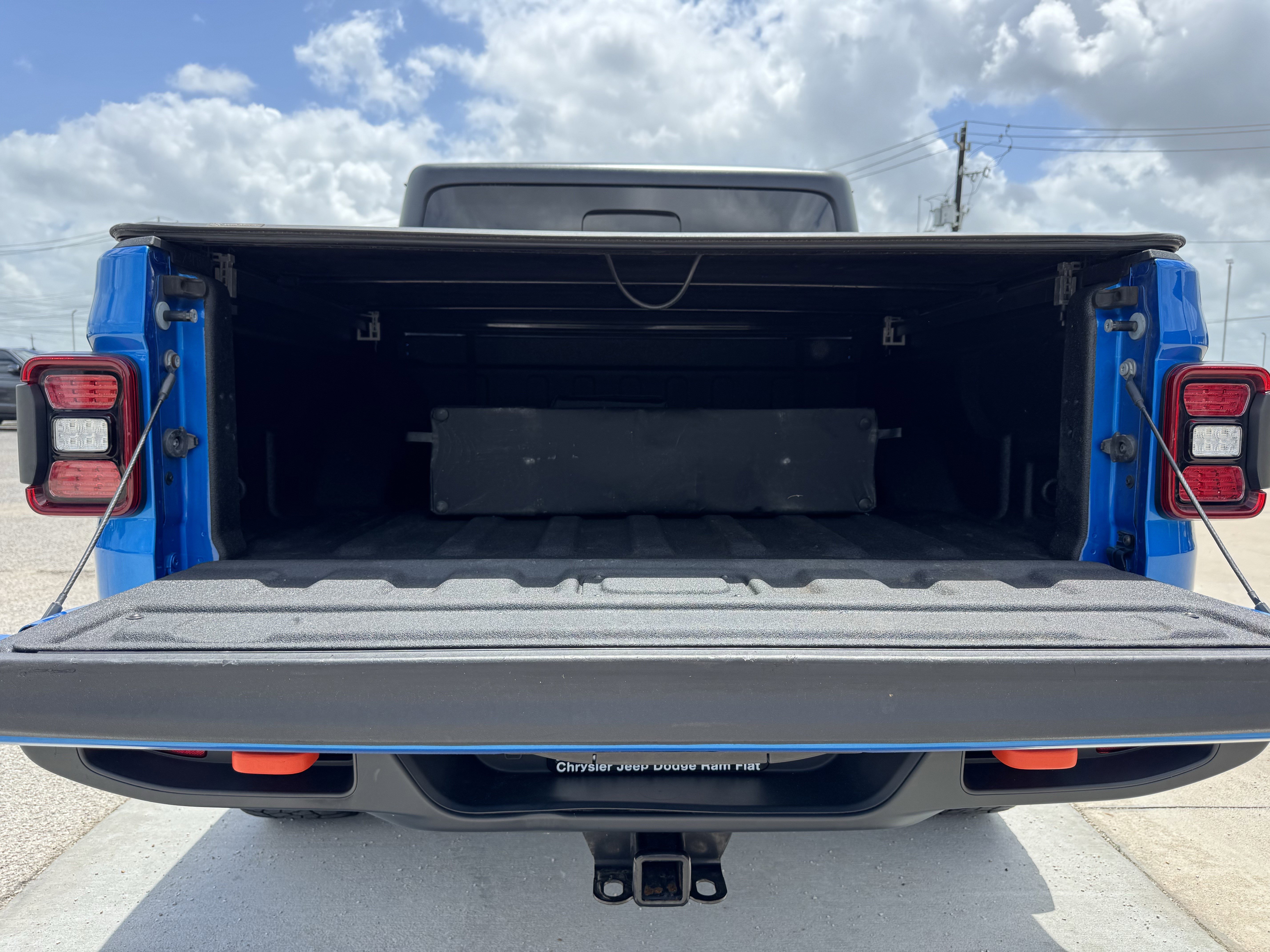 Used 2022 Jeep Gladiator Mojave w/ LED Lighting Group image 29