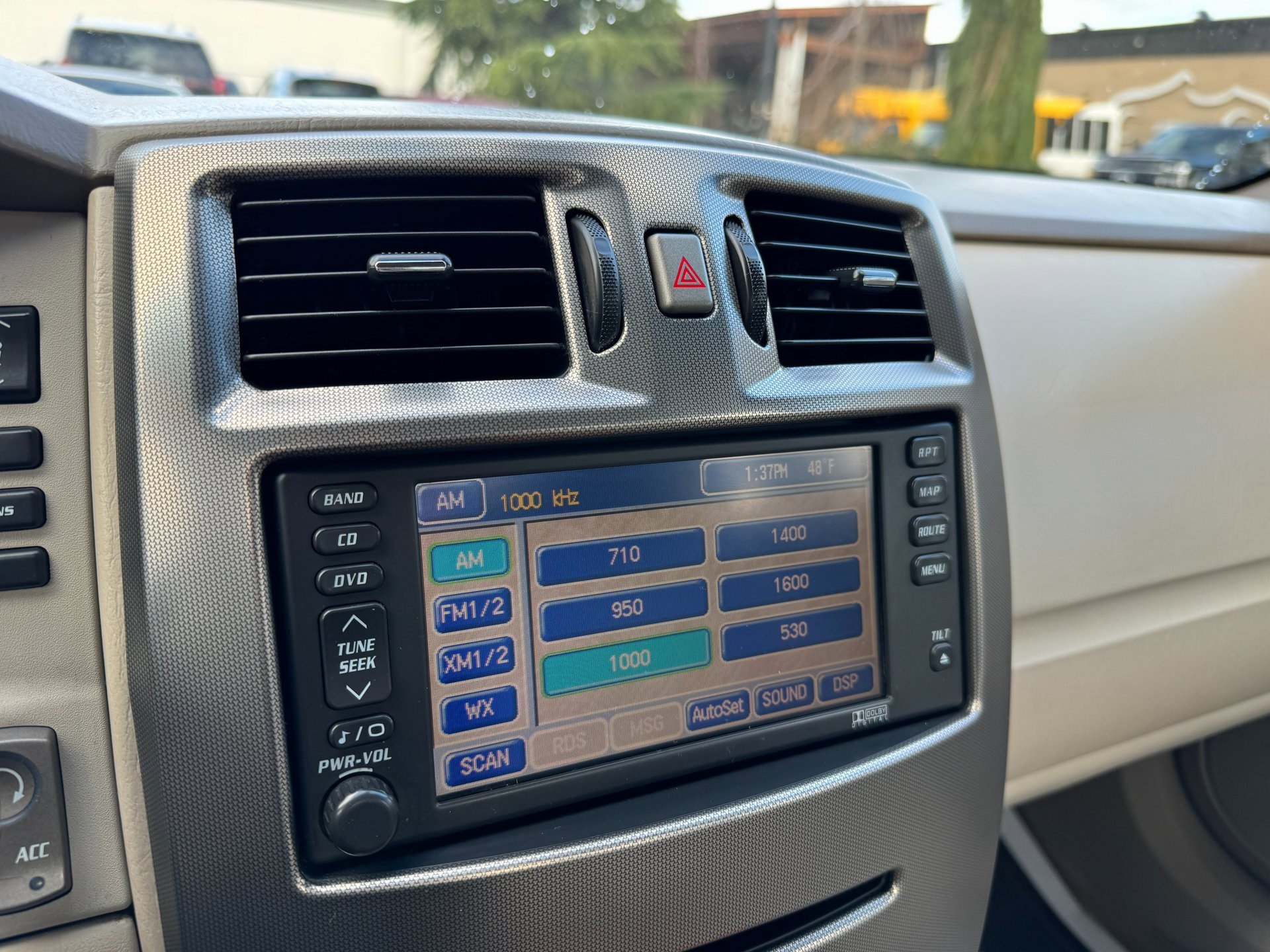 Used 2005 Cadillac XLR image 33