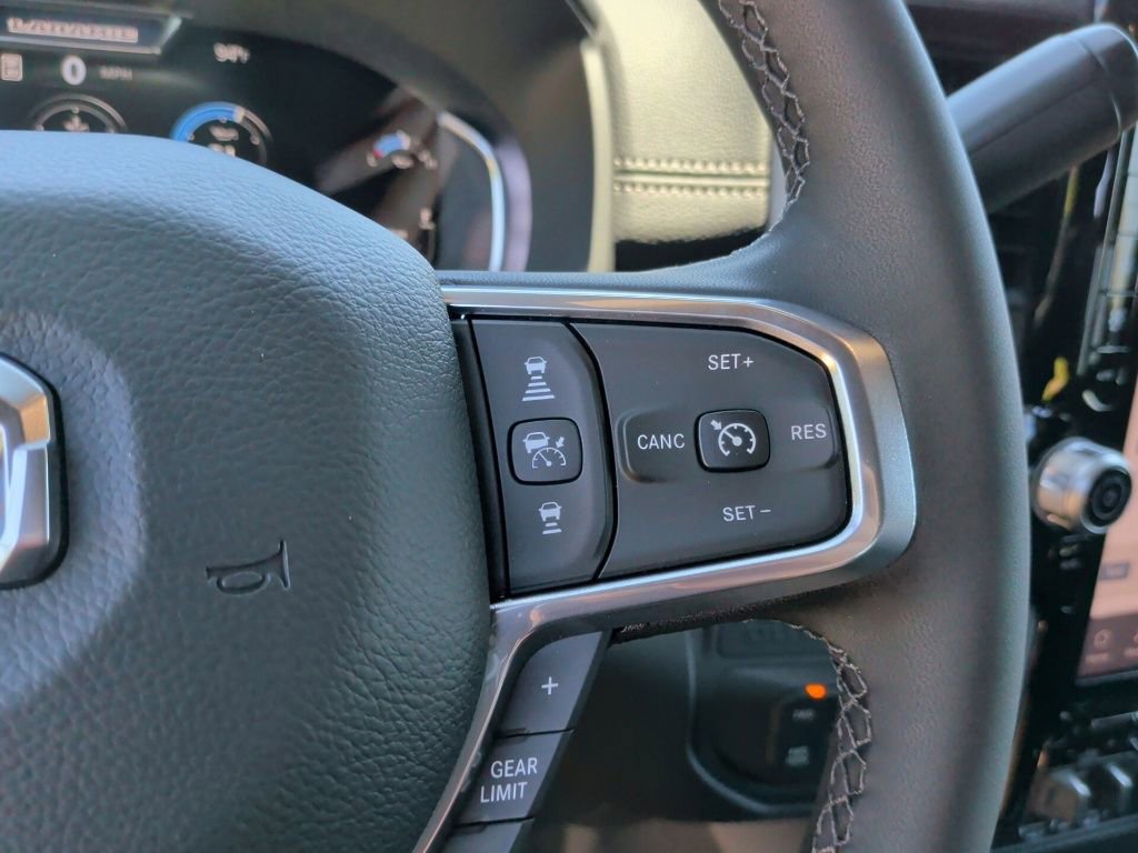 New 2026 RAM 3500 Laramie AWD/4WD image 19
