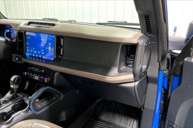 Used 2024 Ford Bronco Wildtrak AWD/4WD image 16