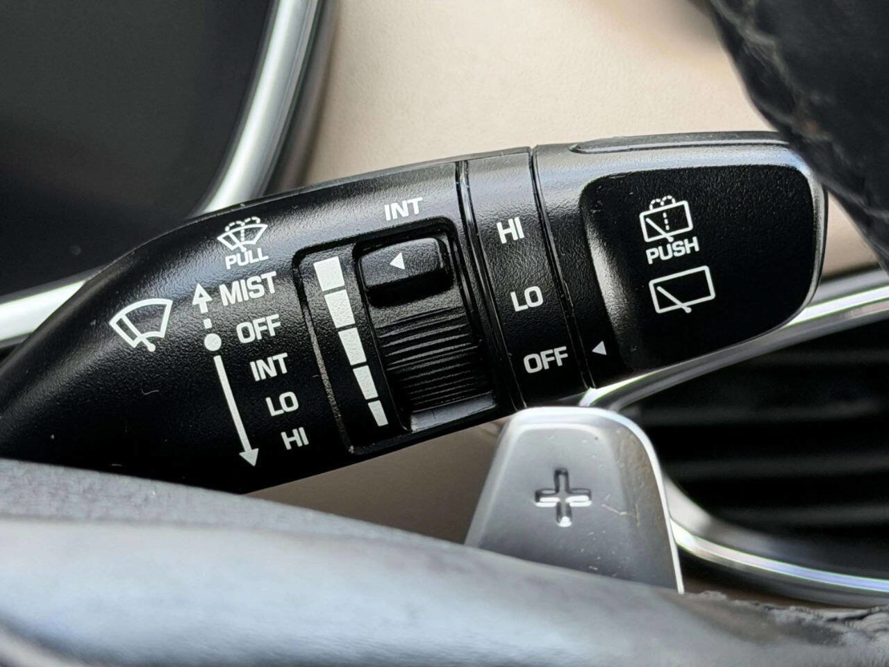 Used 2021 Hyundai Santa Fe SEL w/ Convenience Package AWD/4WD image 41