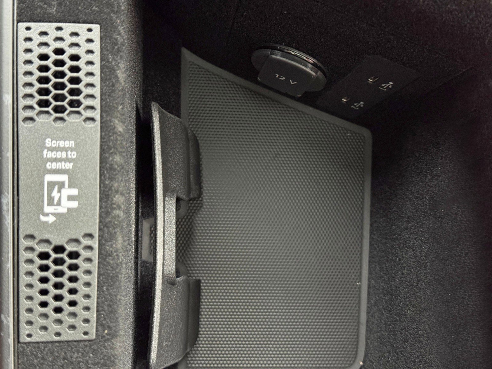 Used 2023 Porsche Taycan w/ Premium Package image 35