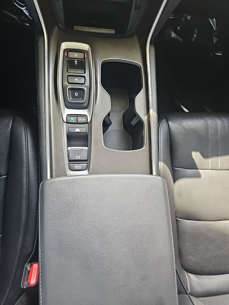 Used 2019 Honda Accord Touring image 20