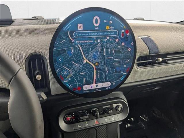 Used 2025 MINI Cooper 2-Door Hardtop image 14