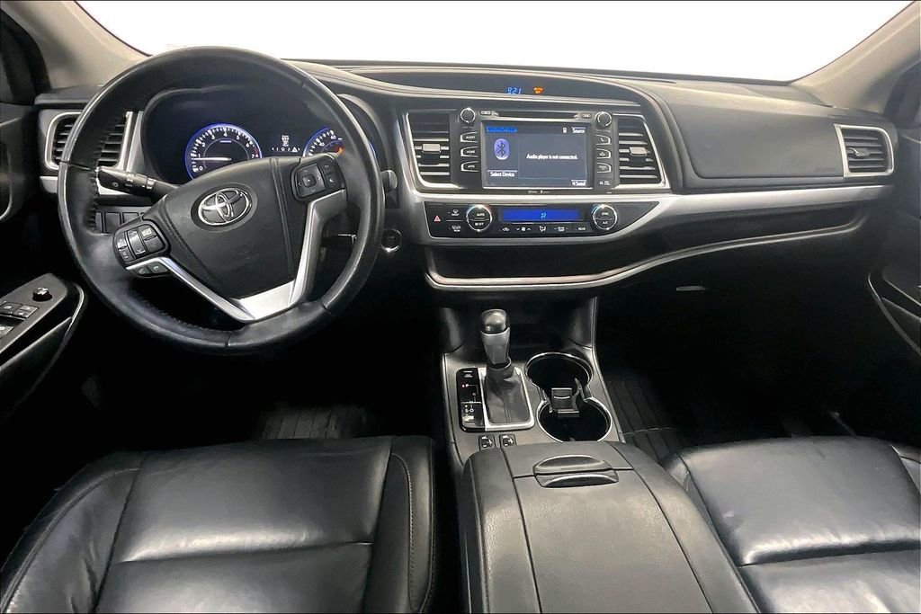 Used 2015 Toyota Highlander XLE image 18