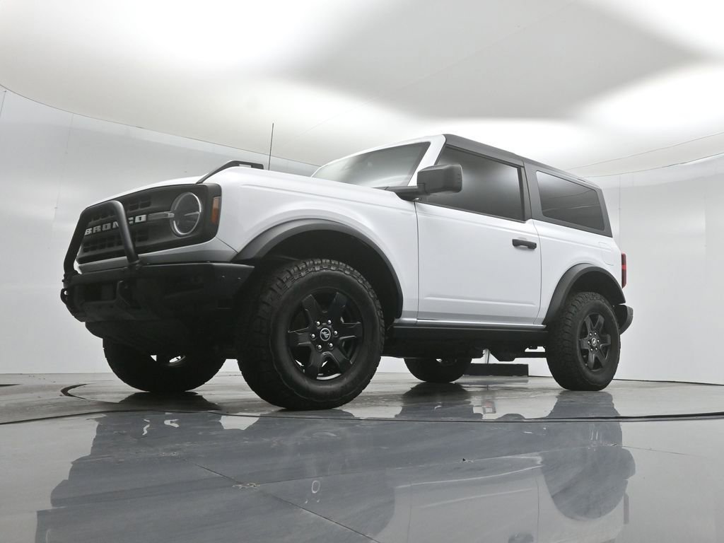 Certified 2024 Ford Bronco Black Diamond AWD/4WD image 36