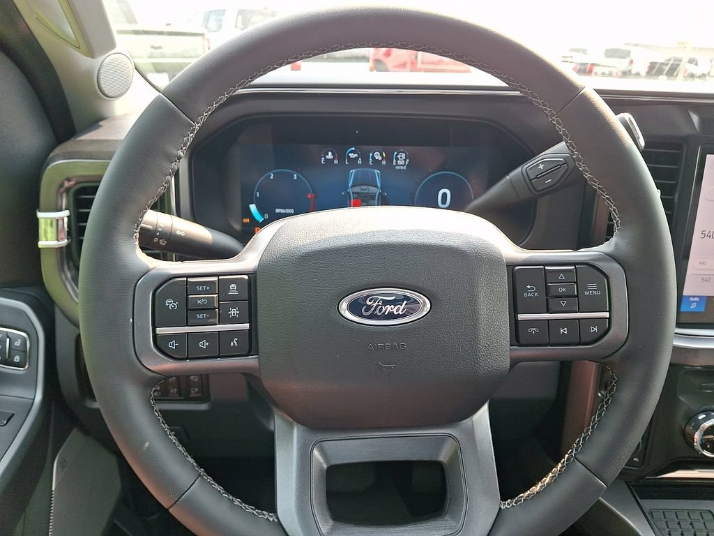 New 2026 Ford F250 Lariat w/ Black Appearance Package AWD/4WD image 14
