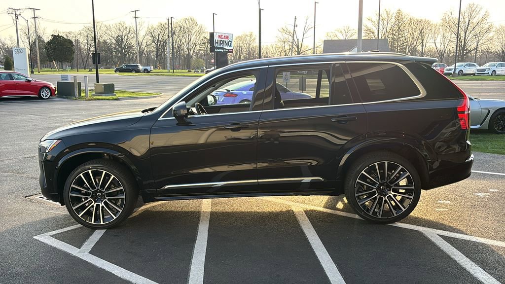 New 2026 Volvo XC90 B6 Plus image 3