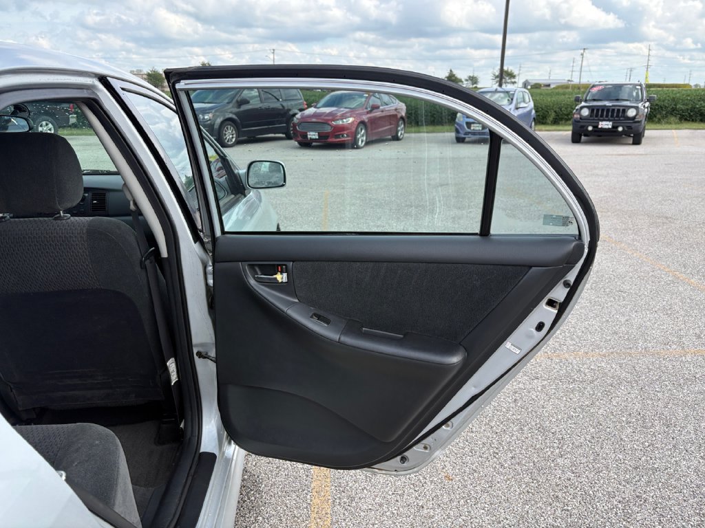 Used 2005 Toyota Corolla S w/ Enhanced Pwr Pkg FWD image 29