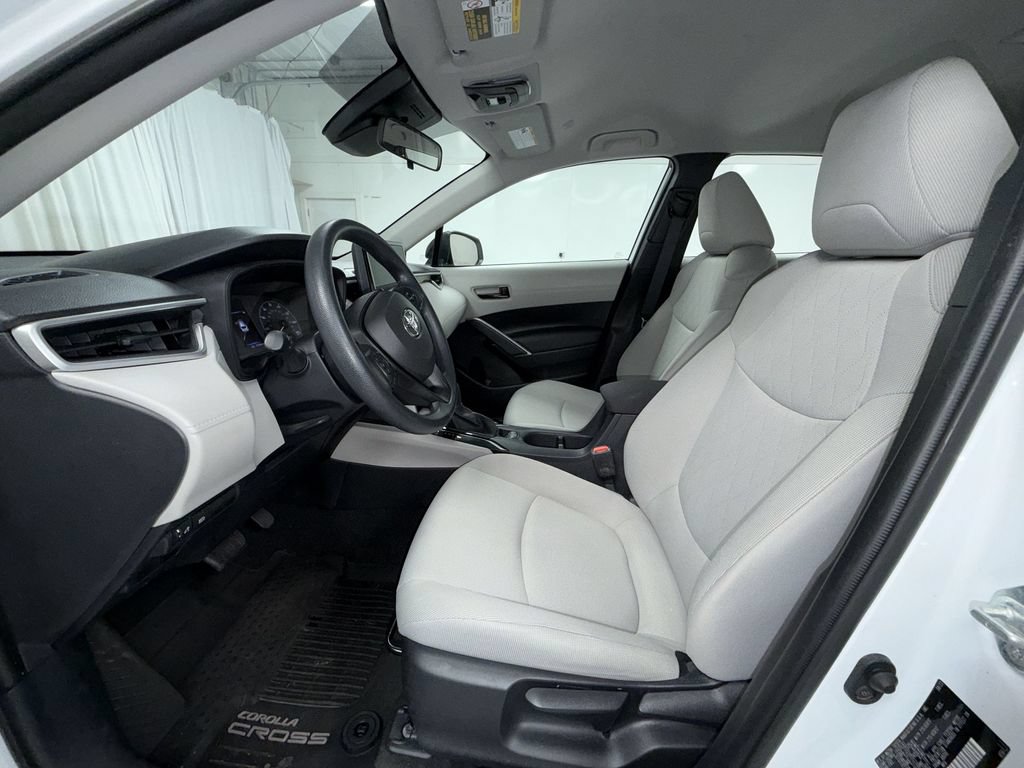 Certified 2023 Toyota Corolla Cross L AWD/4WD image 13