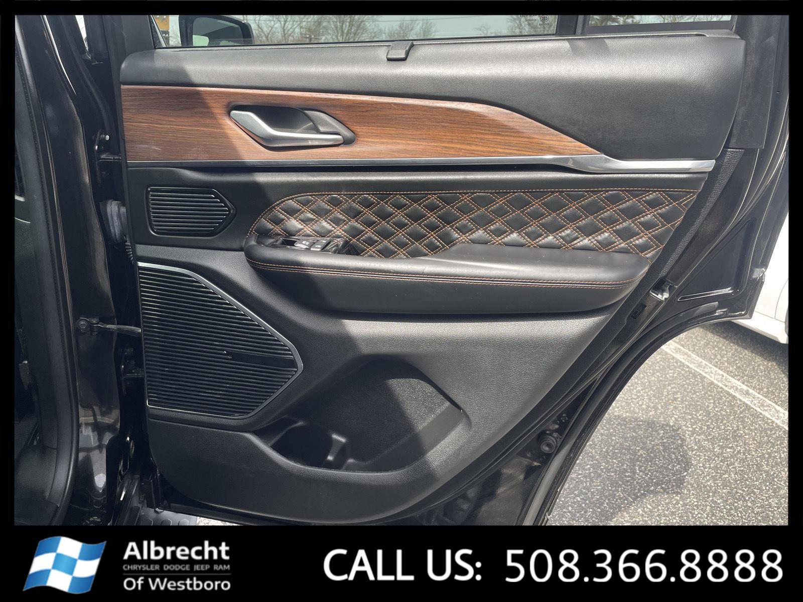 Used 2023 Jeep Grand Cherokee Summit w/ Adv Protech Group IV image 19