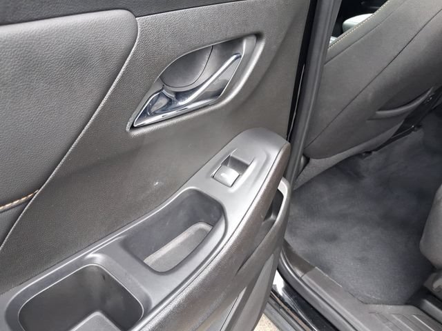 Used 2021 Chevrolet Traverse LS FWD image 10