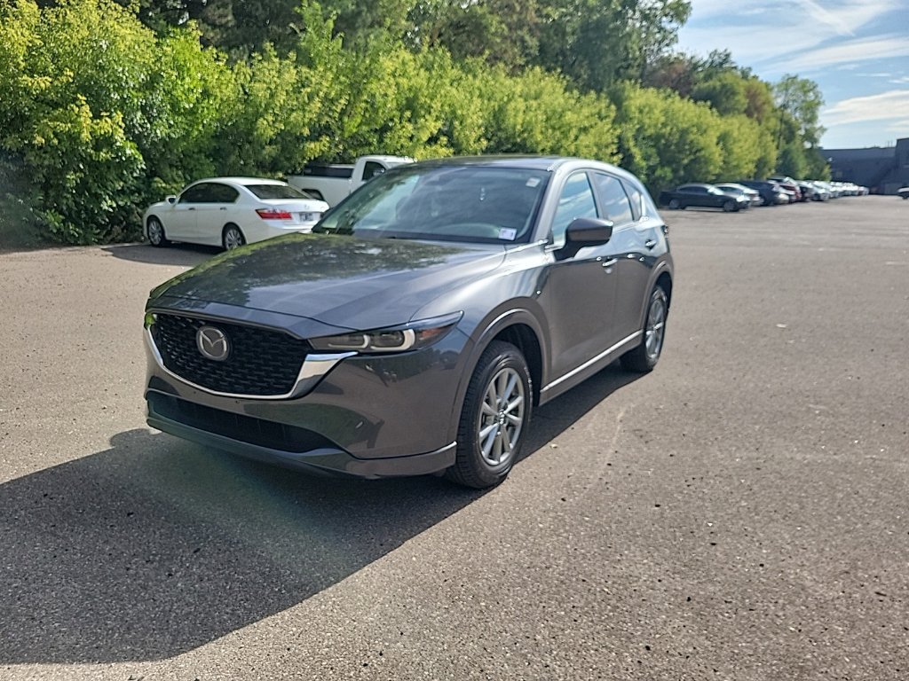 Used 2025 MAZDA CX-5 AWD 2.5 S w/ Preferred Package image 3