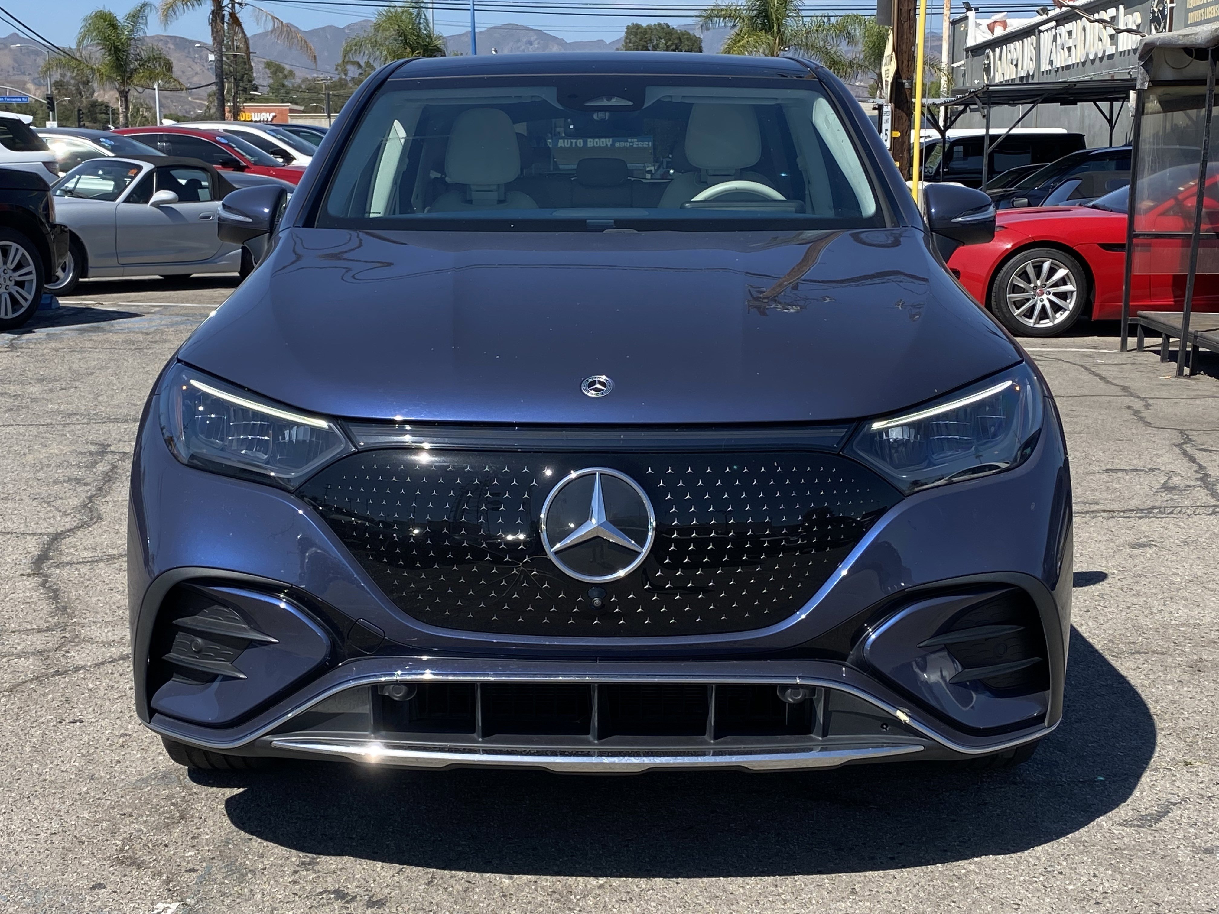 Used 2023 Mercedes-Benz EQE 500 4MATIC SUV image 3