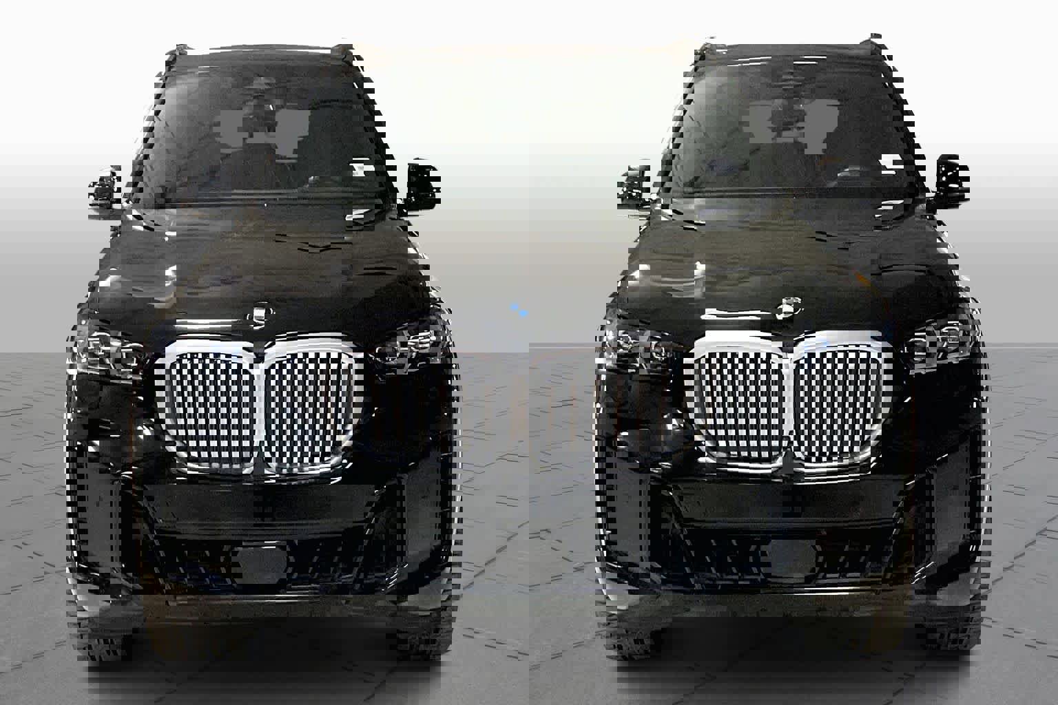 Certified 2024 BMW X5 xDrive40i w/ M Sport Package image 4