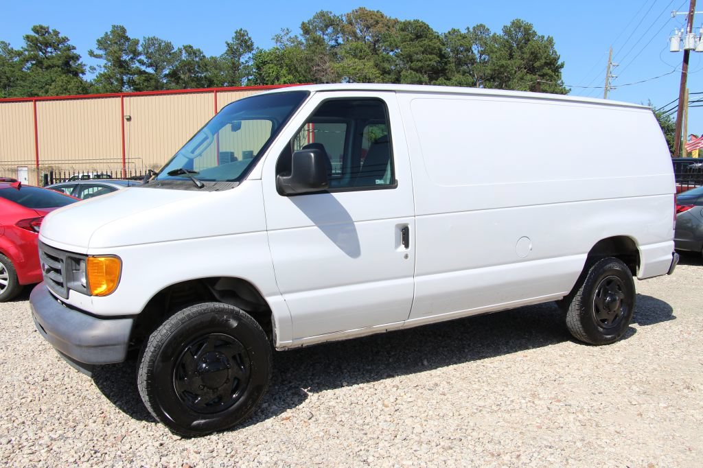 Used 2006 Ford E-250 and Econoline 250 RWD image 3