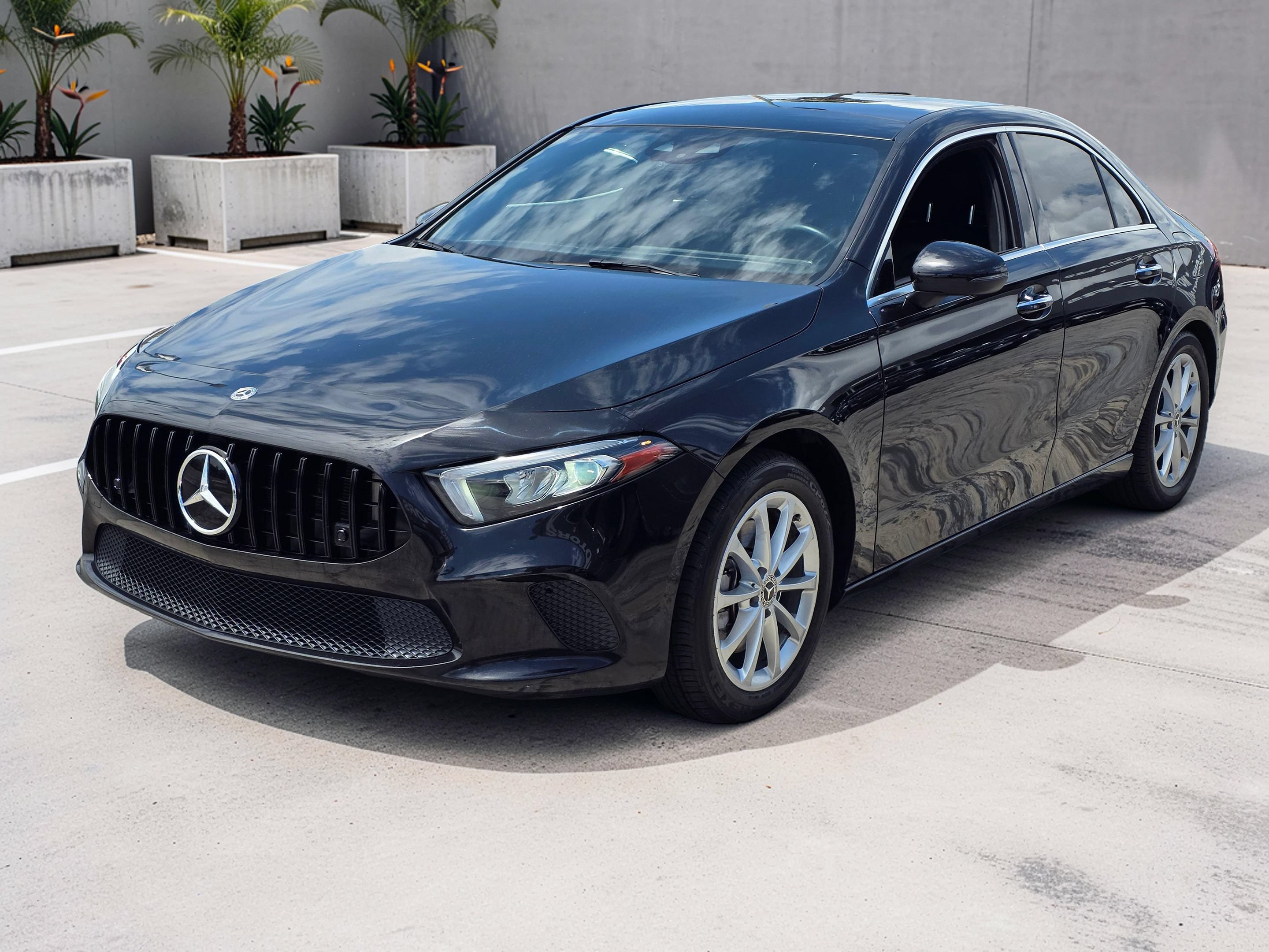 Used 2019 Mercedes-Benz A 220 w/ Premium Package image 4
