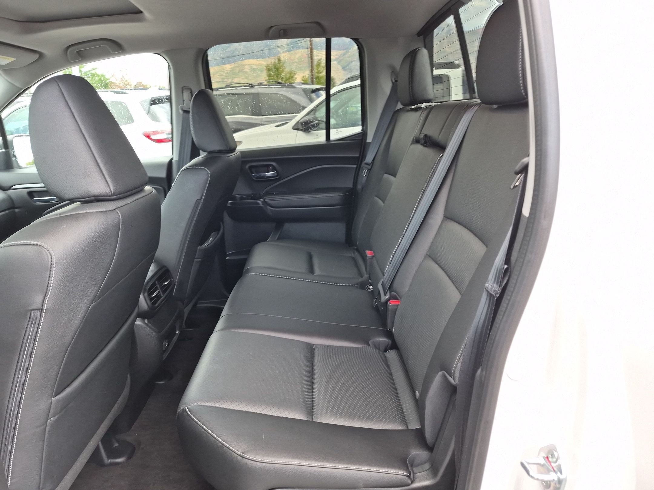 Certified 2025 Honda Ridgeline RTL image 28