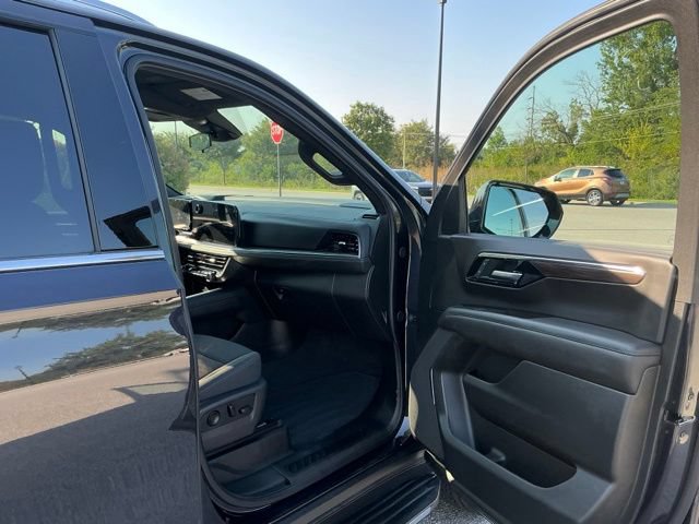 Used 2026 Chevrolet Tahoe LS w/ Max Trailering Package AWD/4WD image 18