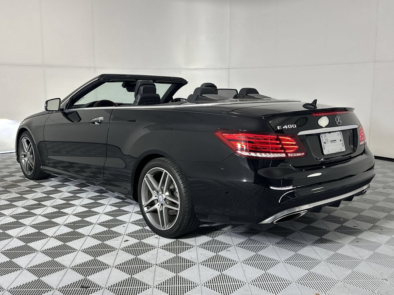 Used 2017 Mercedes-Benz E 400 Cabriolet w/ Premium 2 Package image 6