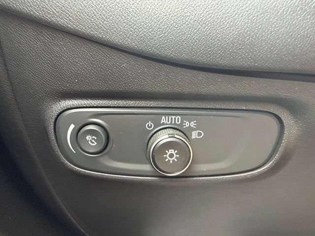 Used 2024 Chevrolet Equinox LS w/ LS Convenience Package FWD image 23