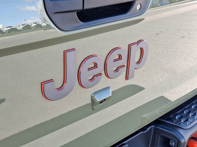 New 2025 Jeep Gladiator Mojave image 12