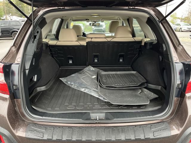 Used 2019 Subaru Outback 2.5i Limited w/ Popular Package #2 AWD/4WD image 23