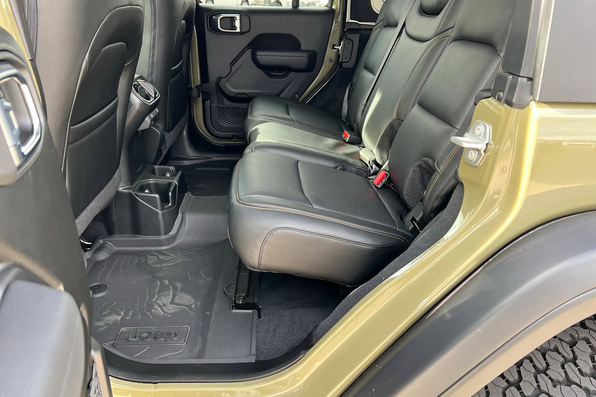 New 2026 Jeep Wrangler Unlimited Sport image 21