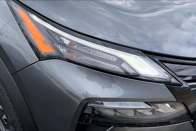 New 2026 Nissan Rogue SV image 10