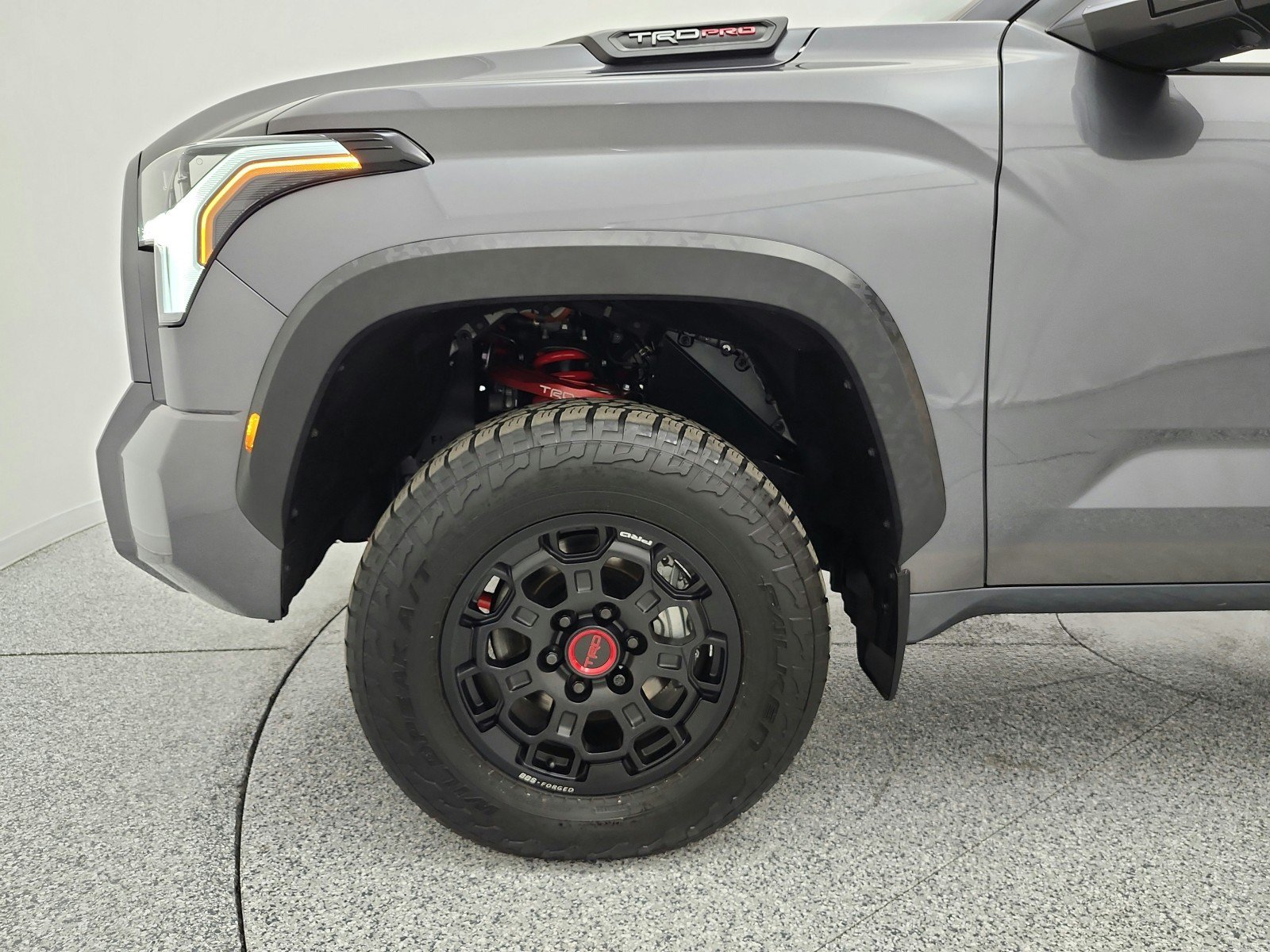 Used 2025 Toyota Tundra TRD Pro w/ Tow Tech Package AWD/4WD image 18